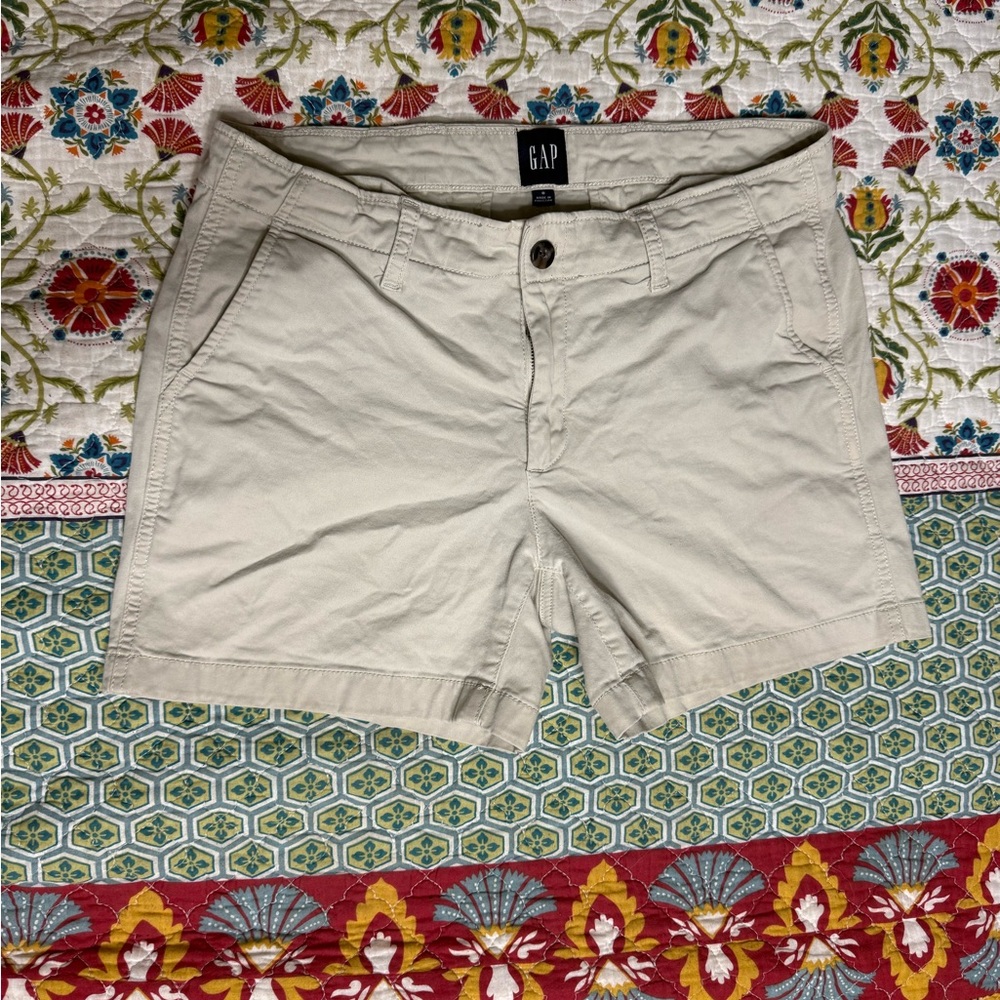 GAP Women's Tan Shorts